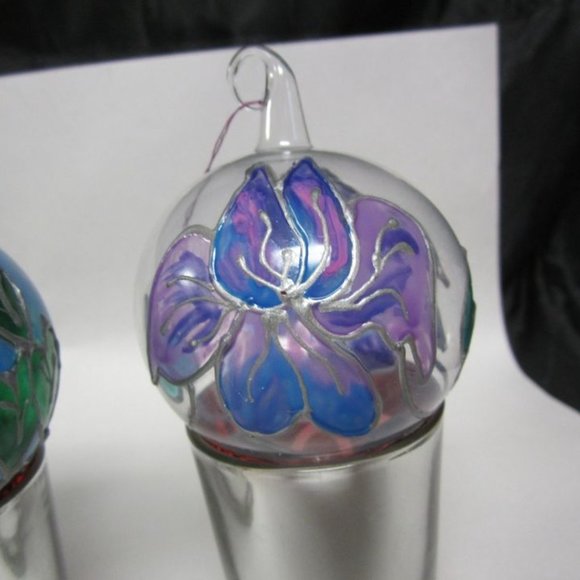 HAND PAINTED CLEAR BLOW GLASS ORNAMENTS W/FLORAL MOTIF EACH UNIQUE, SET OF 4 - Picture 11 of 12